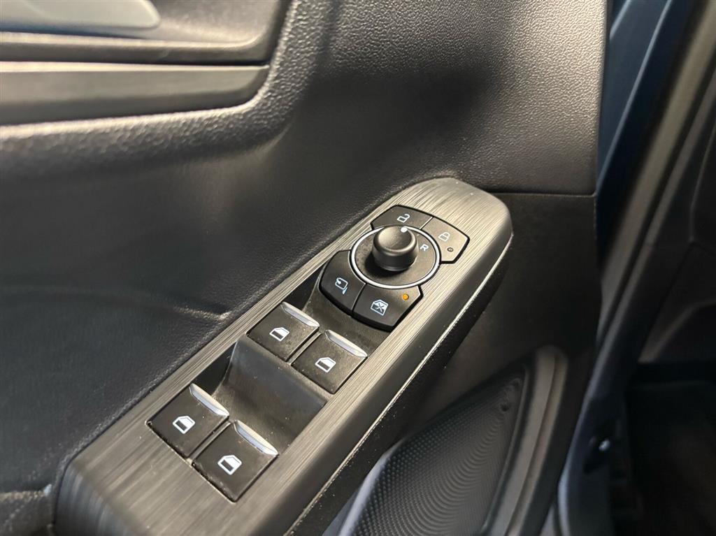 Ford Kuga 2,5 Plugin-hybrid Titanium X CVT 225HK 5d Trinl. Gear - Image 8
