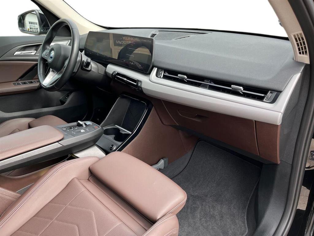 BMW iX1 eDrive20 EL 204HK 5d Aut. - Image 13