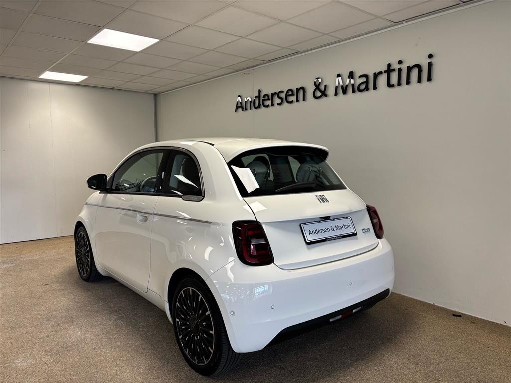 Fiat 500e 3+1 EL La Prima By Bocelli 118HK 4d Aut. - Image 3