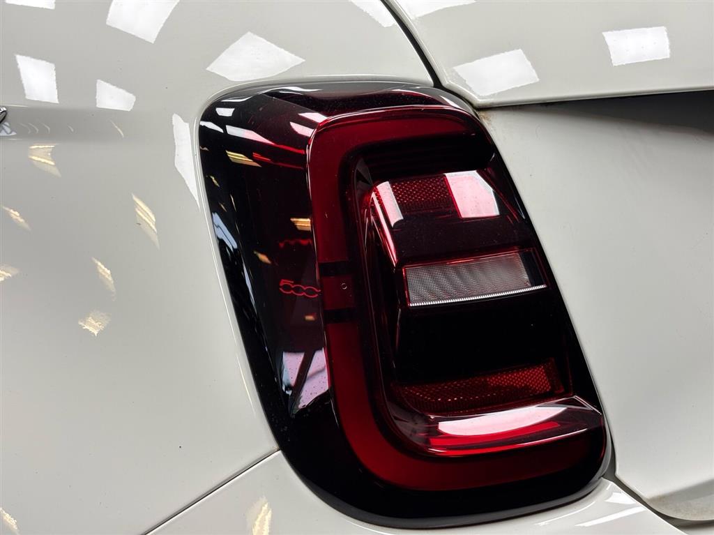 Fiat 500e 3+1 EL La Prima By Bocelli 118HK 4d Aut. - Image 6