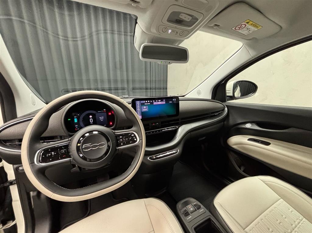 Fiat 500e 3+1 EL La Prima By Bocelli 118HK 4d Aut. - Image 10