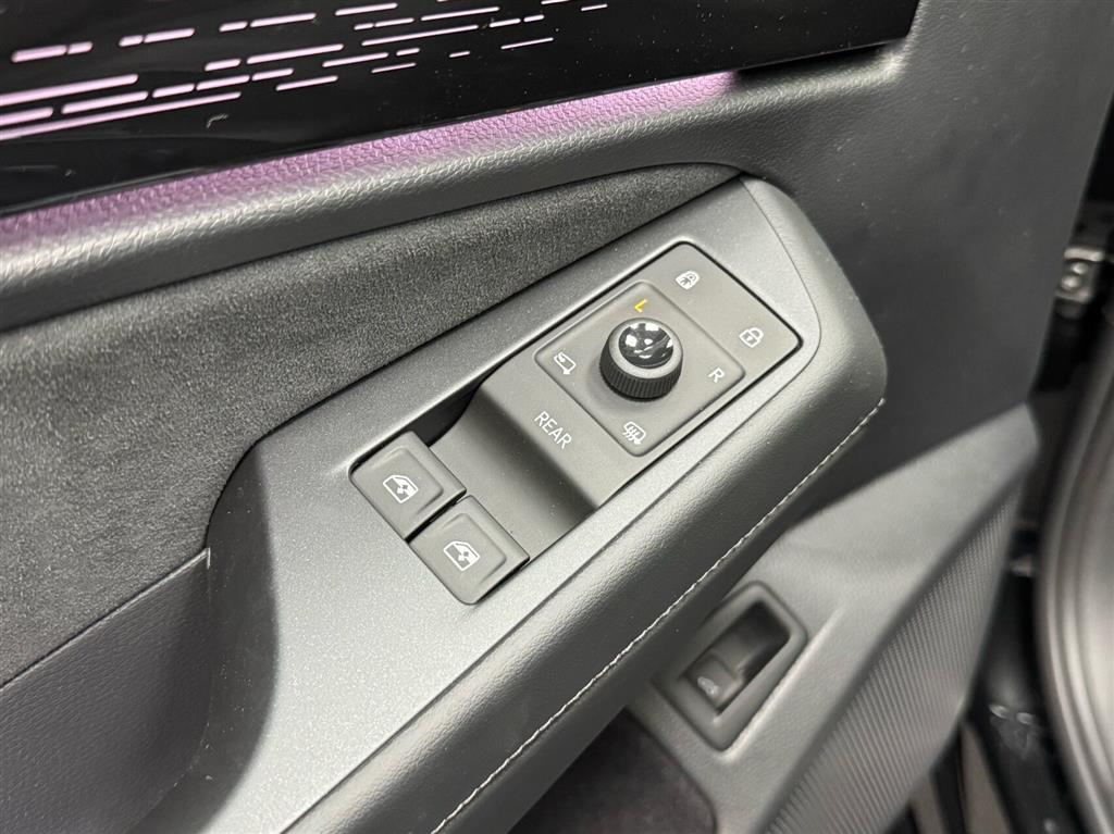 VW ID.7 Tourer EL Pro S 286HK Stc Aut. - Image 17