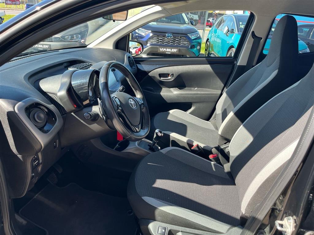 Toyota Aygo 1,0 VVT-I X-Press X-Shift 72HK 5d Aut. - Image 7