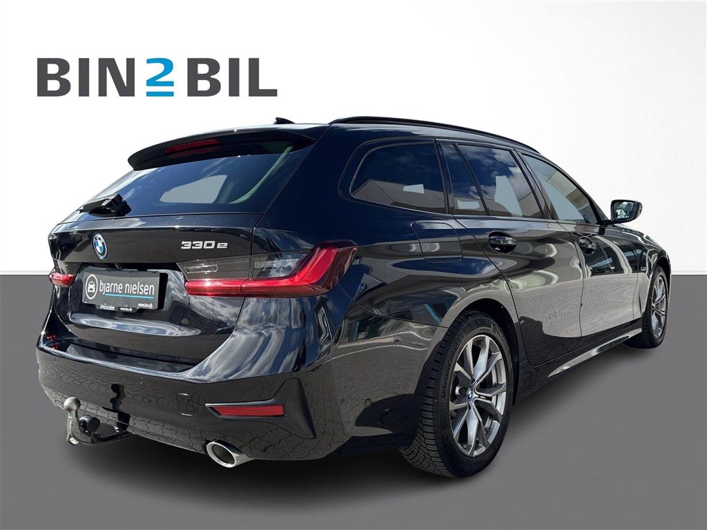 BMW 330e Touring 2,0 Plugin-hybrid Sport Line Steptronic 292HK Stc 8g Aut. - Image 9
