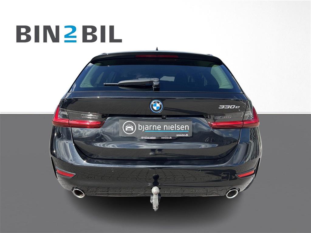 BMW 330e Touring 2,0 Plugin-hybrid Sport Line Steptronic 292HK Stc 8g Aut. - Image 5