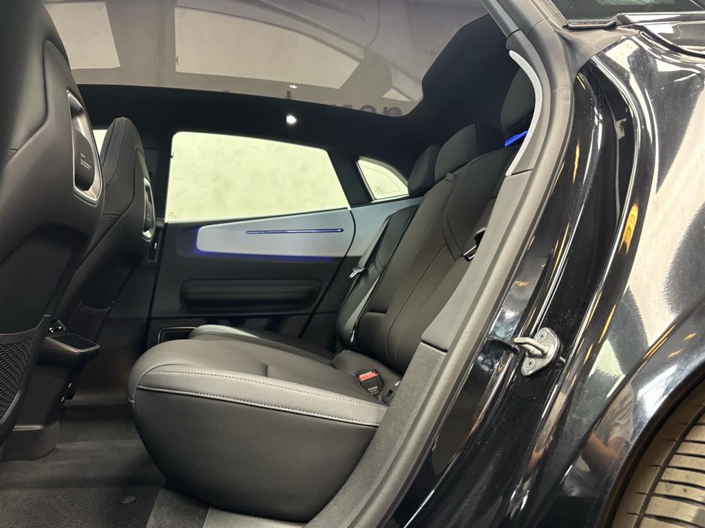 Polestar 4 EL LRSM Plus Pilot 272HK 5d Aut. - Image 14