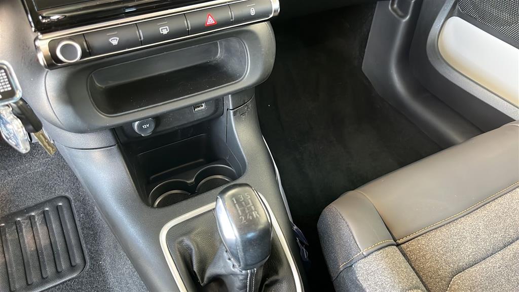 Citroën C3 1,2 PureTech Impress 83HK 5d - Image 10