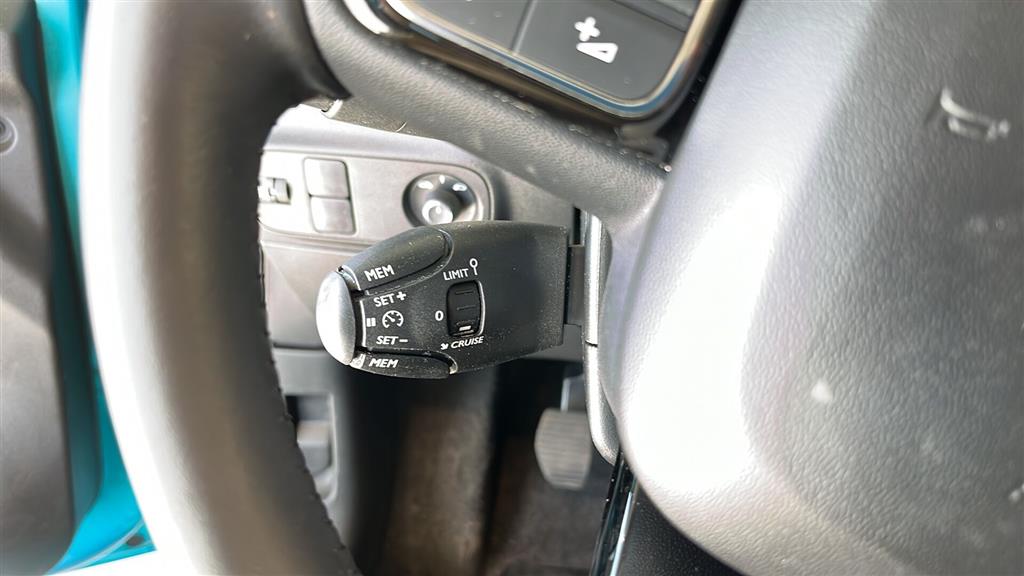 Citroën C3 1,2 PureTech Impress 83HK 5d - Image 13