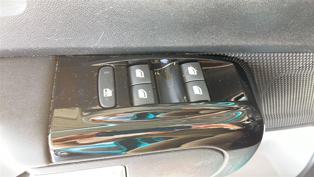 Citroën C3 1,2 PureTech Impress 83HK 5d - Image 15