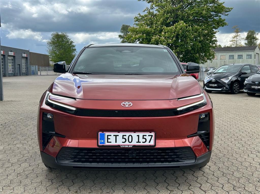 Toyota C-HR+ EL Executive Panorama AWD 343HK 5d Aut. - Image 5
