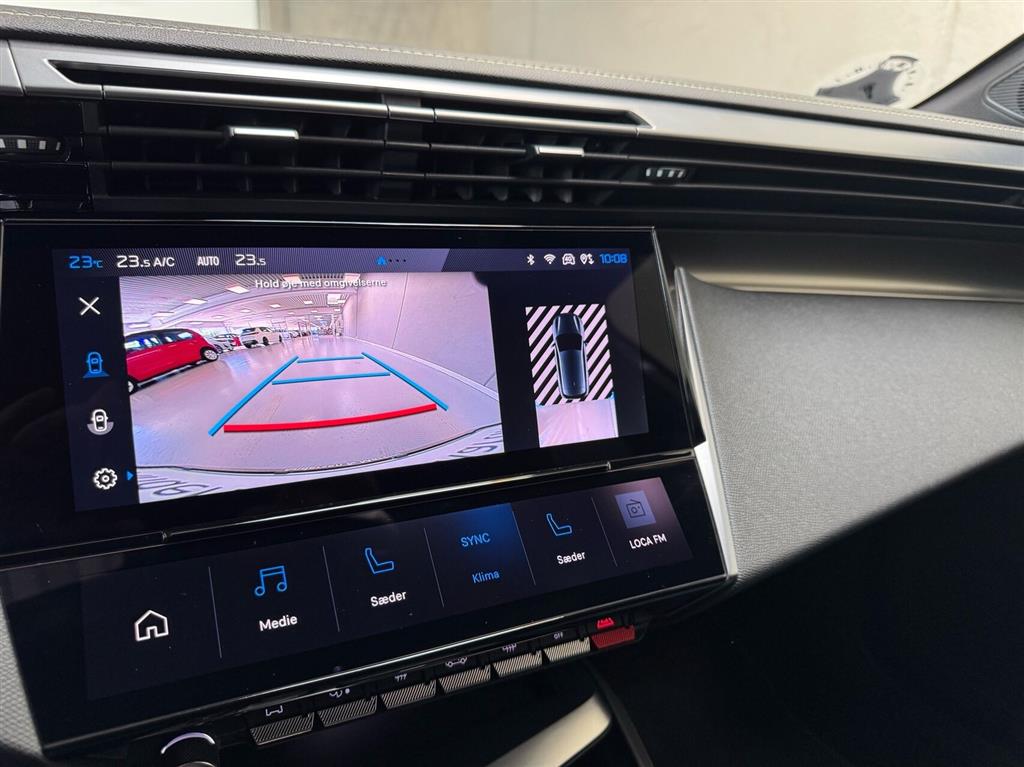 Peugeot e-308 EL First Edition 156HK 5d Aut. - Image 15
