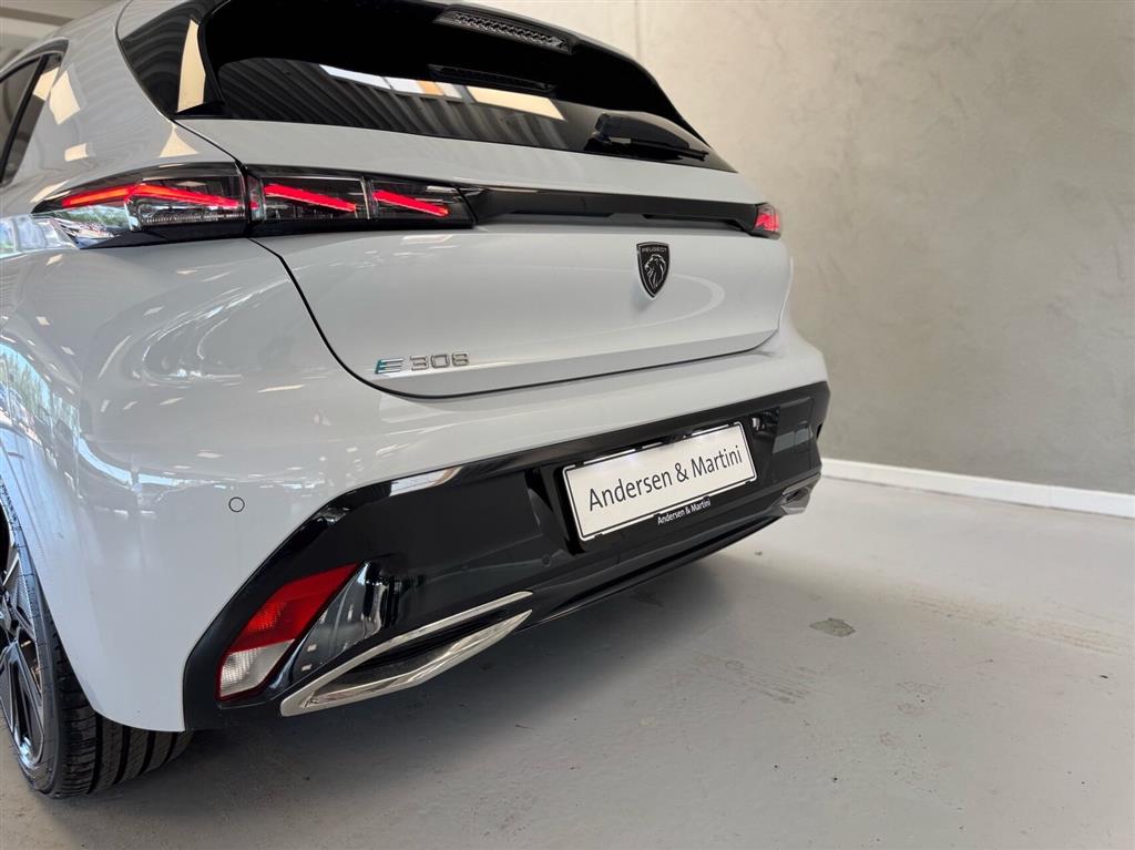 Peugeot e-308 EL First Edition 156HK 5d Aut. - Image 20