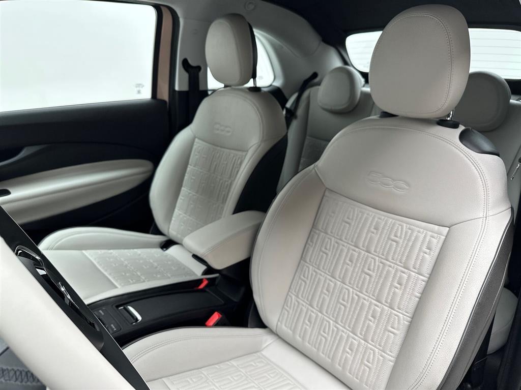Fiat 500e EL La Prima By Bocelli 118HK Cabr. Aut. - Image 18
