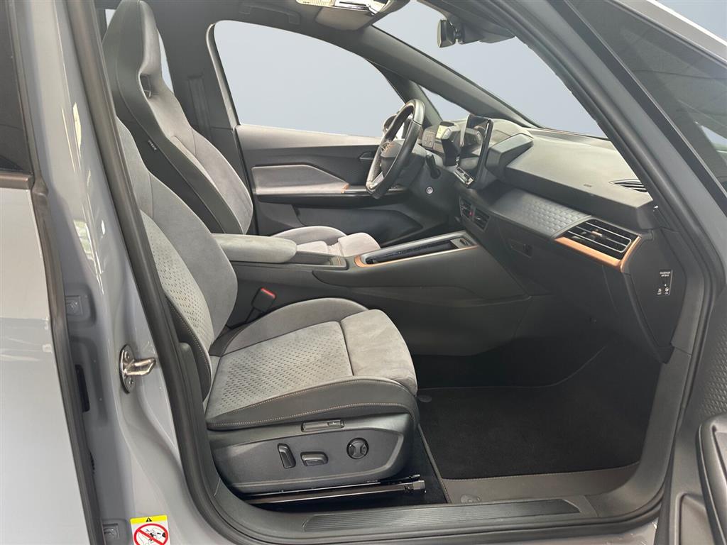 Cupra Born EL Dinamica 231HK 5d Aut. - Image 15
