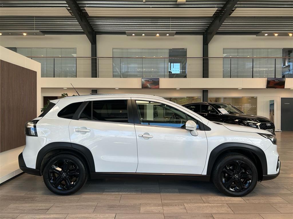 Suzuki S-Cross 1,4 Boosterjet Mild hybrid Adventure Hybrid 129HK 5d 6g Aut. - Image 3