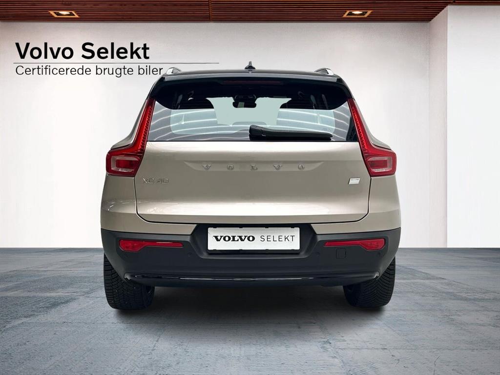Volvo XC40 Recharge Extended Range Ultimate 252HK 5d Aut. - Image 8