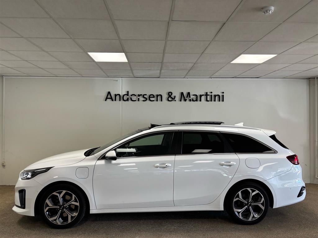 Kia Ceed SW 1,6 GDI PHEV Plugin-hybrid Upgrade m/Plus DCT 141HK Stc 6g Aut. - Image 2