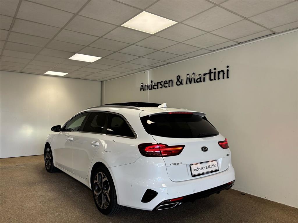 Kia Ceed SW 1,6 GDI PHEV Plugin-hybrid Upgrade m/Plus DCT 141HK Stc 6g Aut. - Image 3
