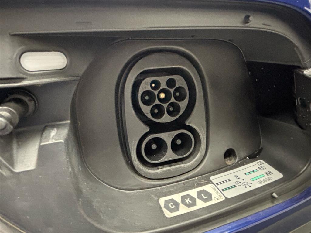 VW ID.4 EL Pro Performance 204HK 5d Aut. - Image 22