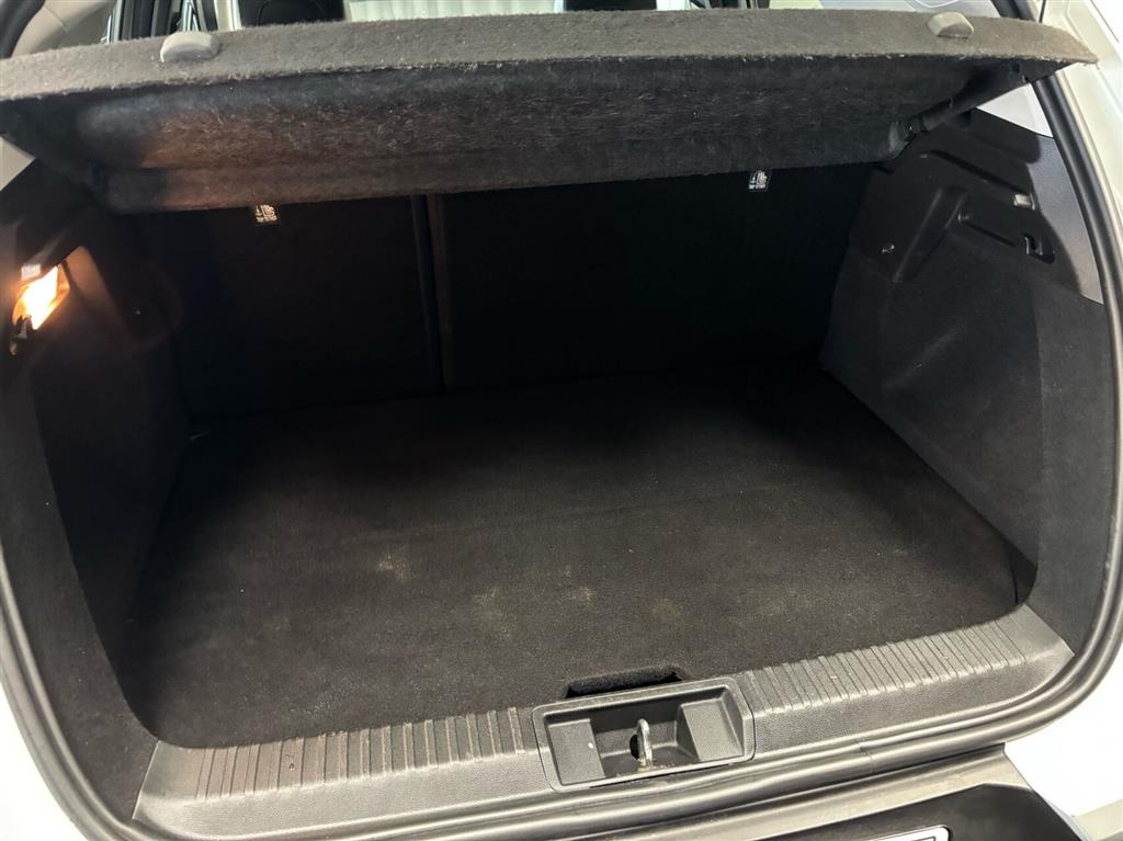 Renault Captur 1,6 E-TECH Plugin-hybrid Intens 160HK 5d Aut. - Image 8