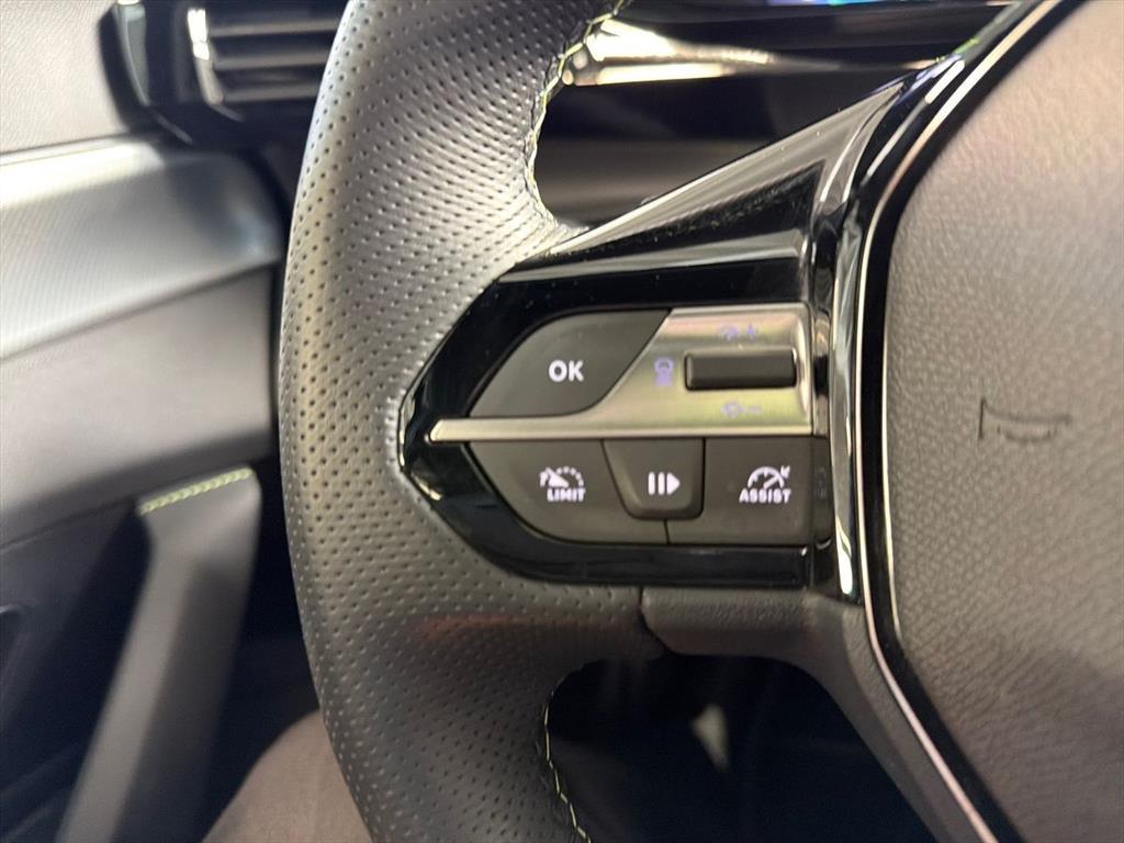 Peugeot e-408 EL 58 GT 210HK 5d Aut. - Image 13