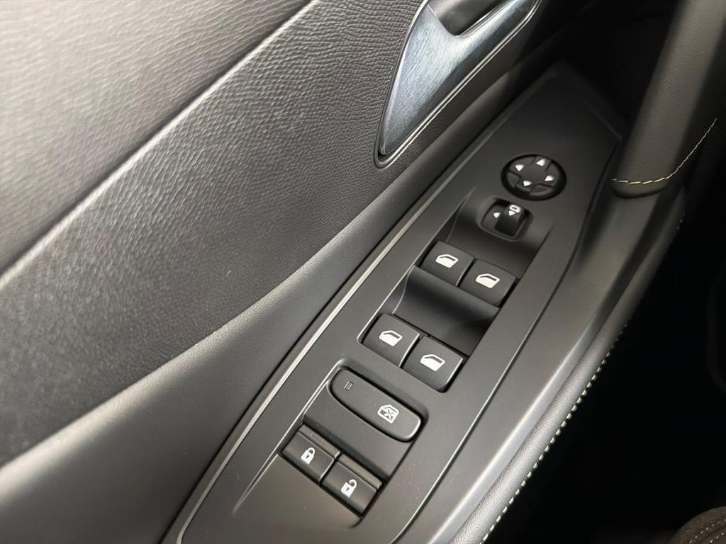 Peugeot e-408 EL 58 GT 210HK 5d Aut. - Image 17
