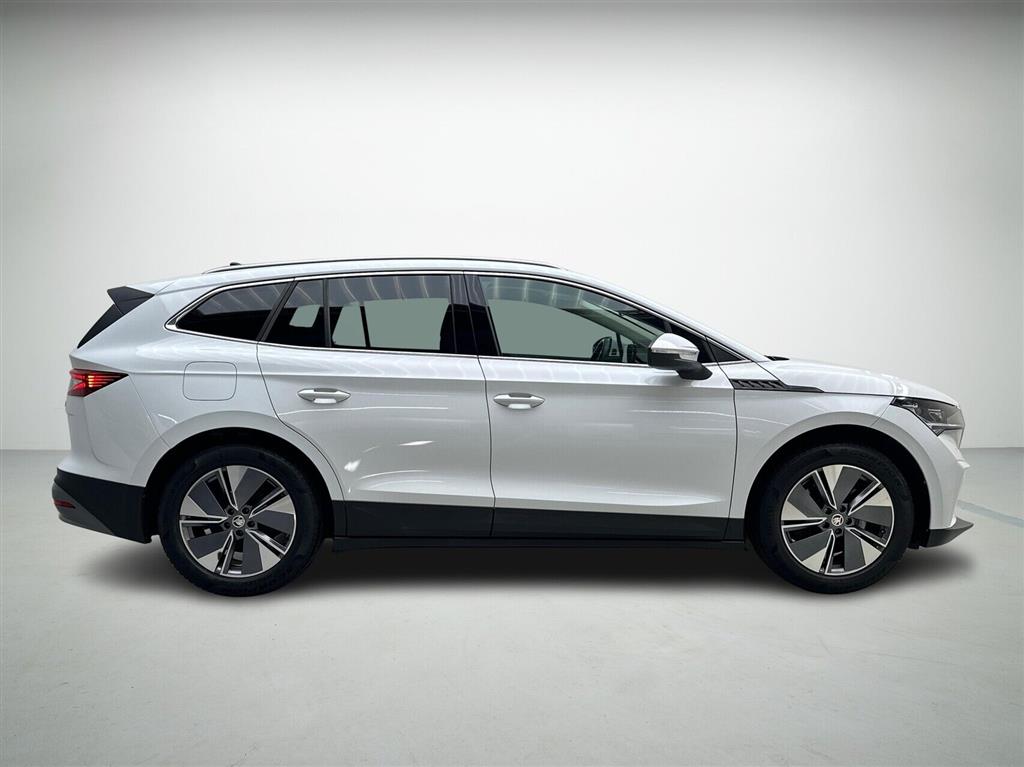Skoda Enyaq 80 iV Design Selection Suite 204HK 5d Aut. - Image 6
