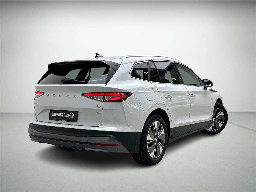 Skoda Enyaq 80 iV Design Selection Suite 204HK 5d Aut. - Image 2