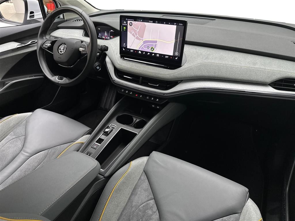 Skoda Enyaq 80 iV Design Selection Suite 204HK 5d Aut. - Image 11