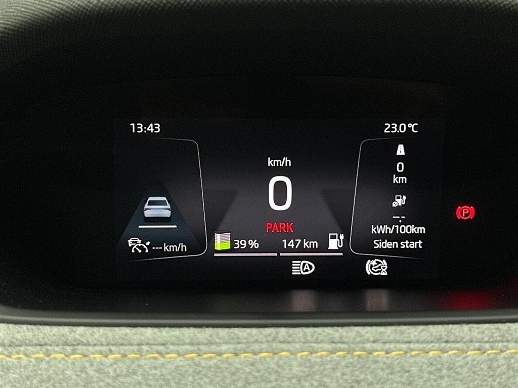 Skoda Enyaq 80 iV Design Selection Suite 204HK 5d Aut. - Image 15
