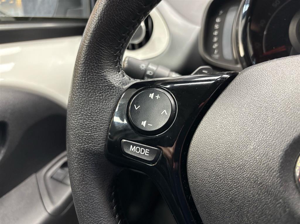 Toyota Aygo 1,0 VVT-I X-Press X-Shift 72HK 5d Aut. - Image 11