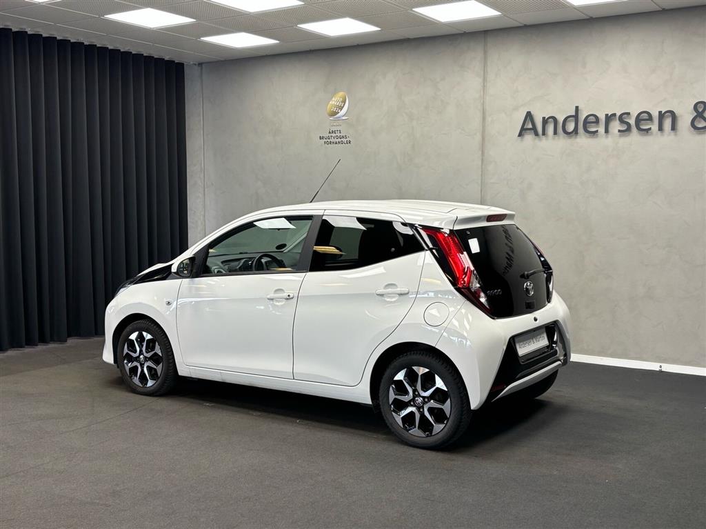 Toyota Aygo 1,0 VVT-I X-Press X-Shift 72HK 5d Aut. - Image 3