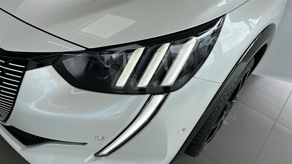 Peugeot e-208 EL GT 136HK 5d Aut. - Image 18