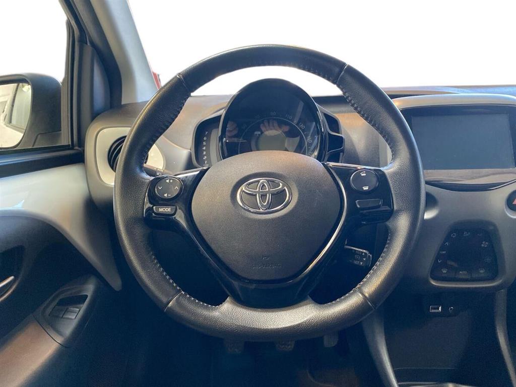 Toyota Aygo 1,0 VVT-I X-Press 72HK 5d - Image 11
