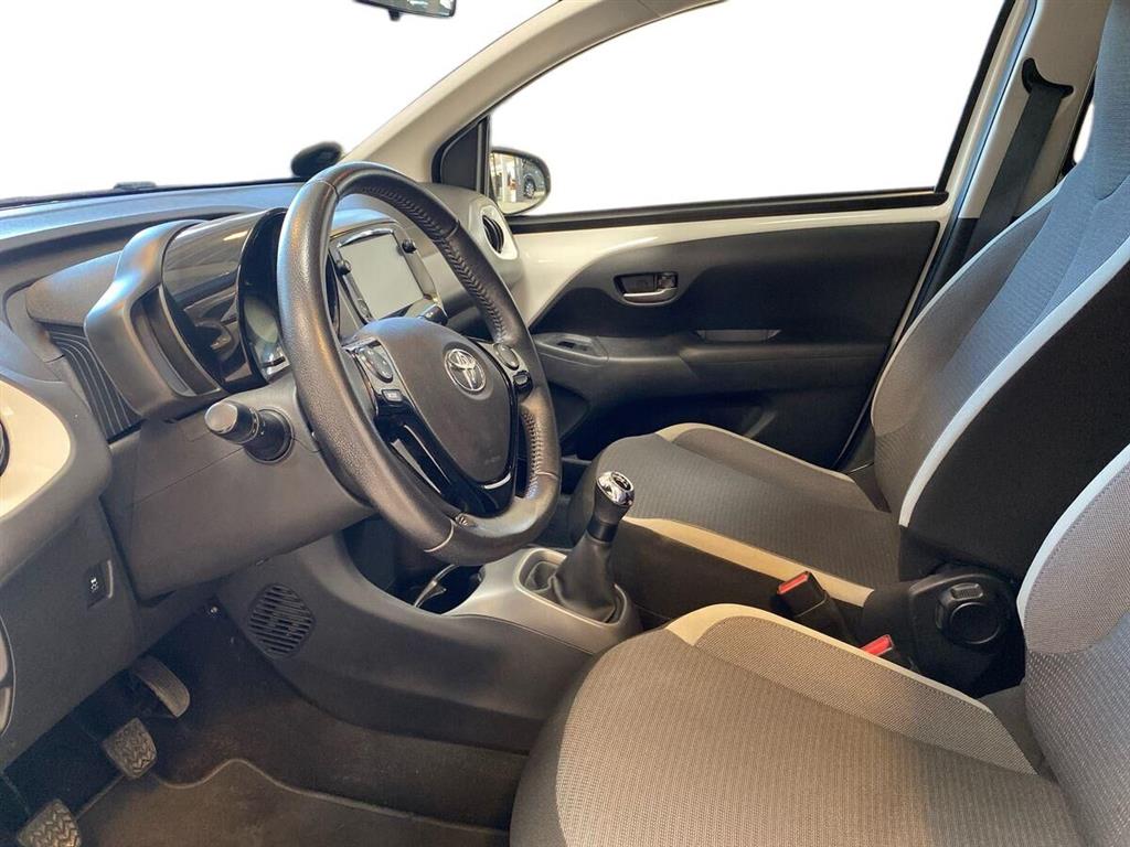 Toyota Aygo 1,0 VVT-I X-Press 72HK 5d - Image 18
