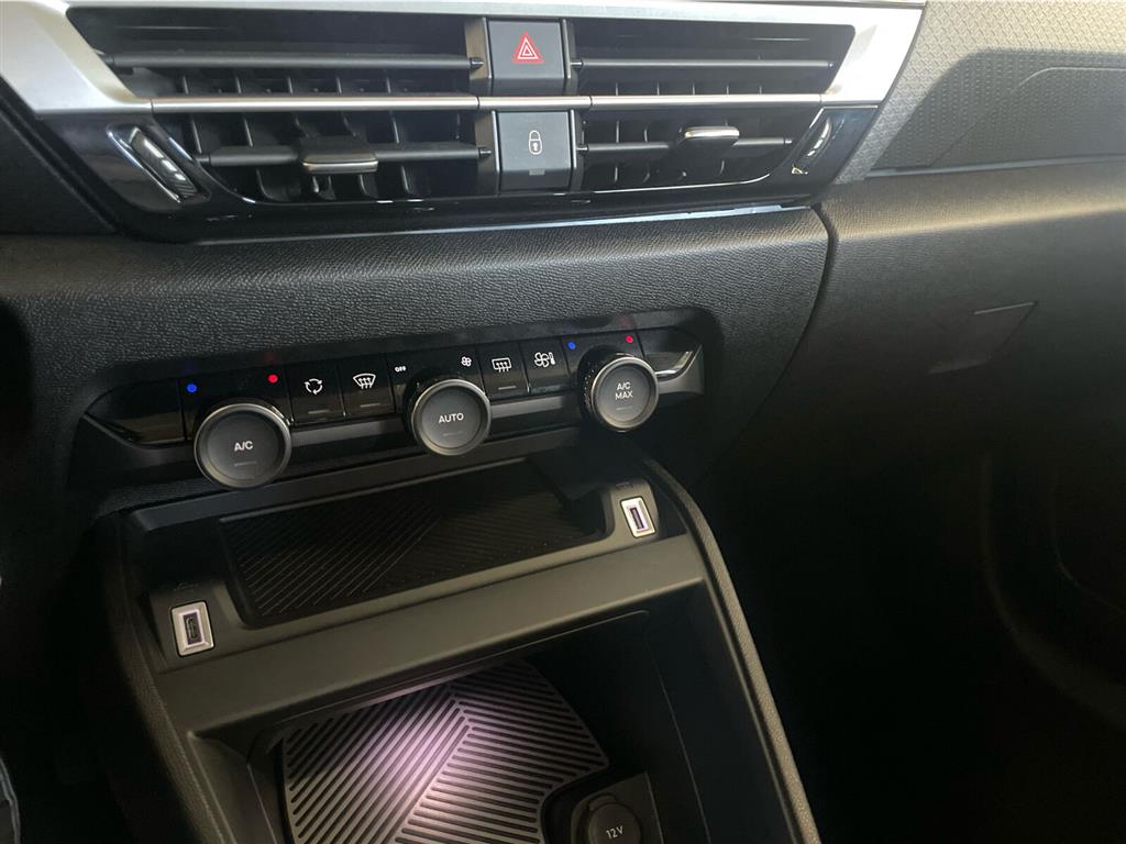 Citroën e-C4 EL Plus 136HK 5d Aut. - Image 23