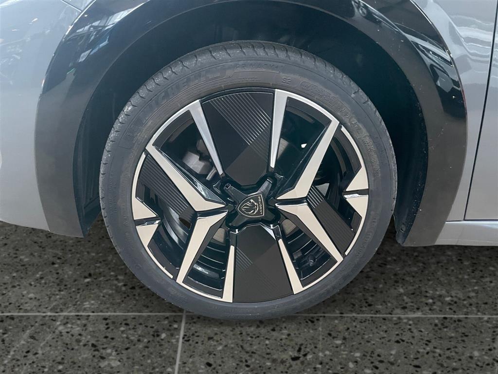 Peugeot e-208 EL GT 156HK 5d Aut. - Image 9