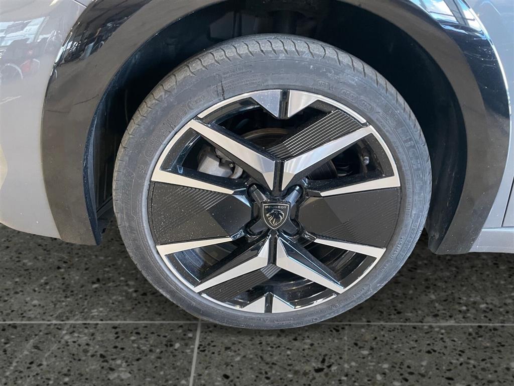 Peugeot e-208 EL GT 156HK 5d Aut. - Image 9
