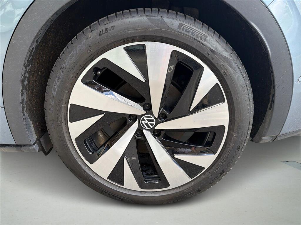 VW ID.5 EL Pro Performance 204HK 5d Aut. - Image 8