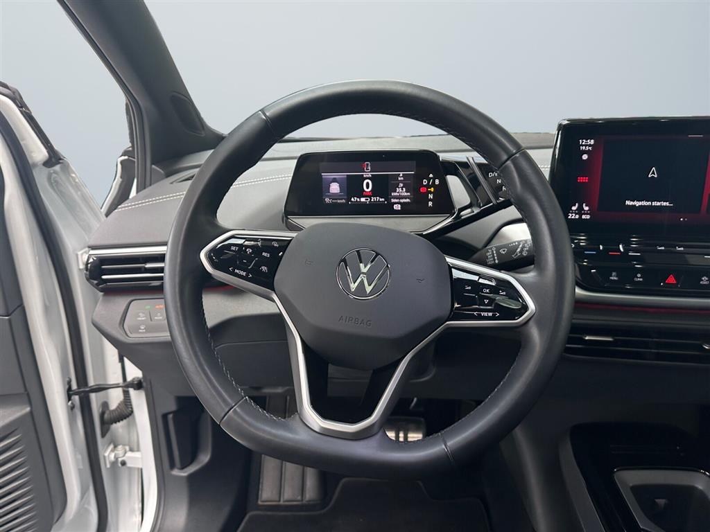VW ID.4 EL Pro Performance 204HK 5d Aut. - Image 13