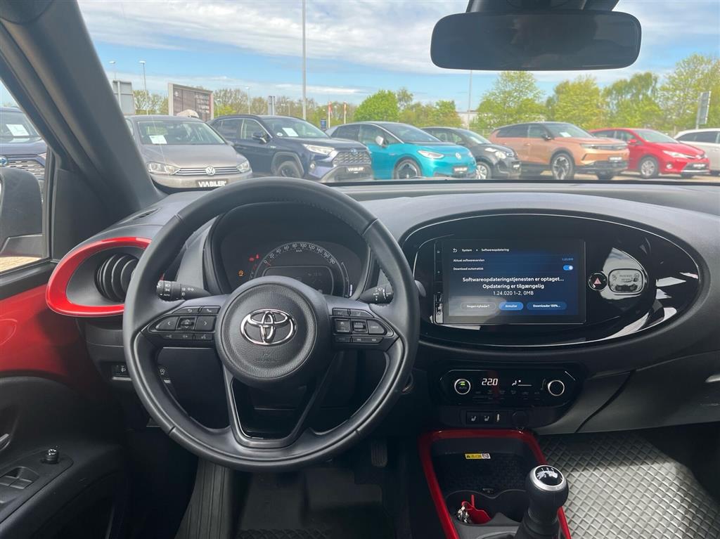 Toyota Aygo X 1,0 VVT-I Pulse 72HK 5d - Image 9