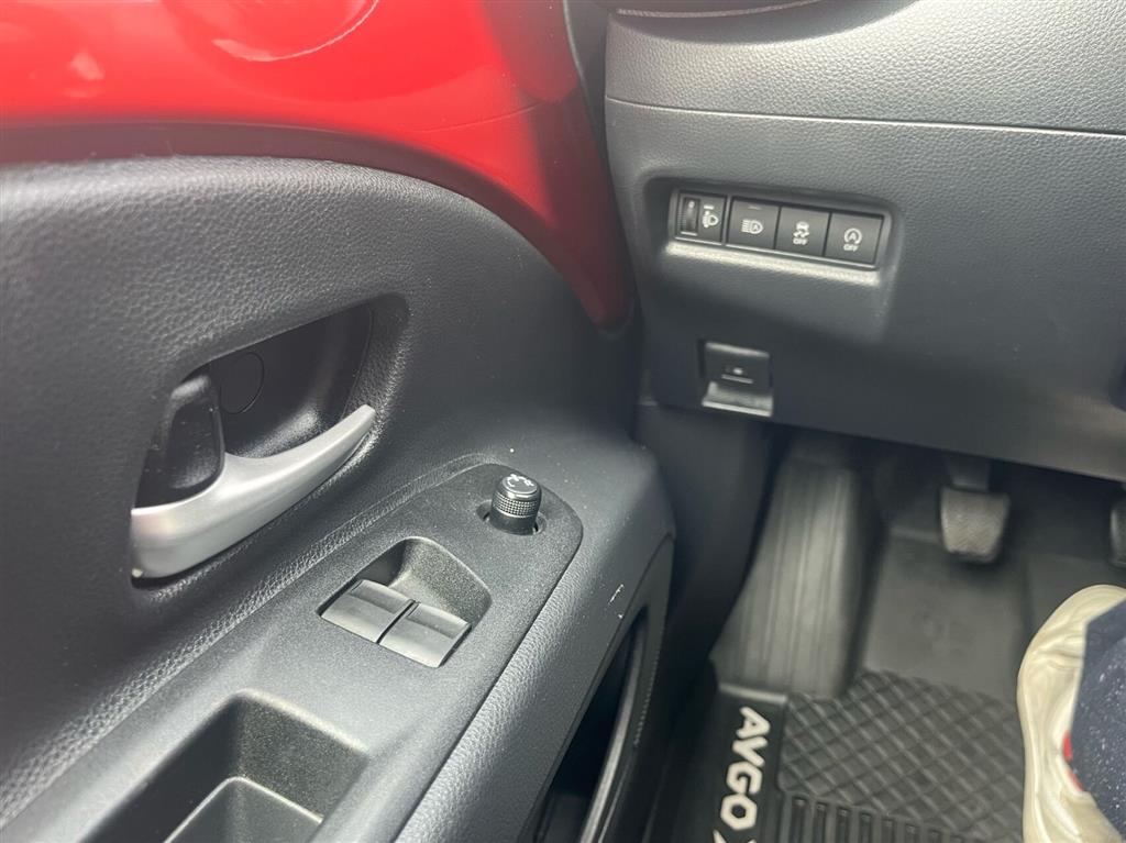 Toyota Aygo X 1,0 VVT-I Pulse 72HK 5d - Image 16