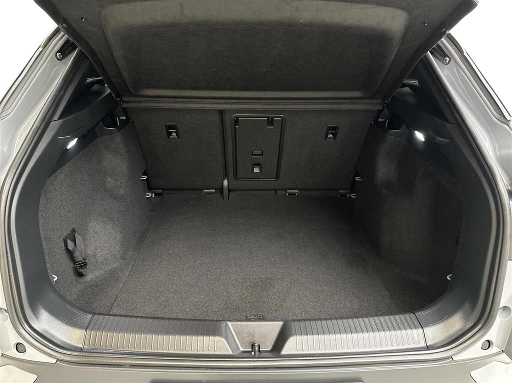 VW ID.4 EL Pro Performance 204HK 5d Aut. - Image 14