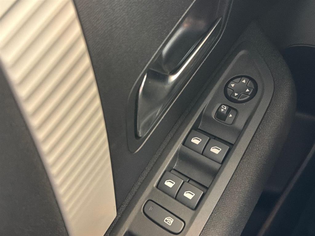 Citroën e-C4 EL Plus 136HK 5d Aut. - Image 17