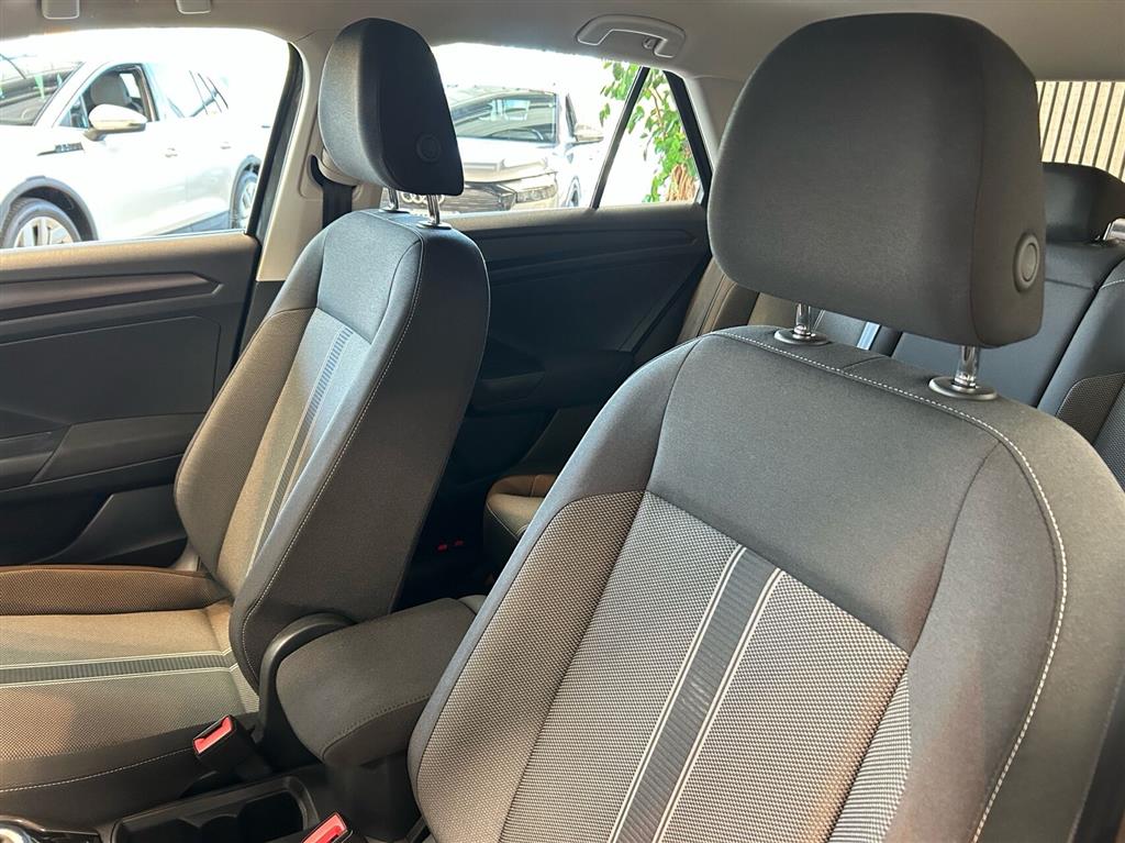 VW T-Roc 1,0 TSI Style 115HK 5d 6g - Image 6