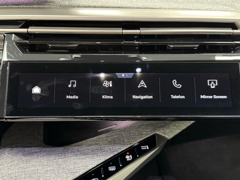 Peugeot e-3008 EL Allure 210HK 5d Aut. - Image 18