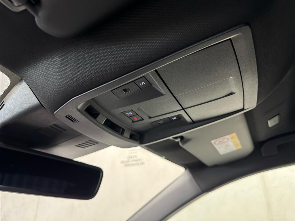 Peugeot e-3008 EL Allure 210HK 5d Aut. - Image 20