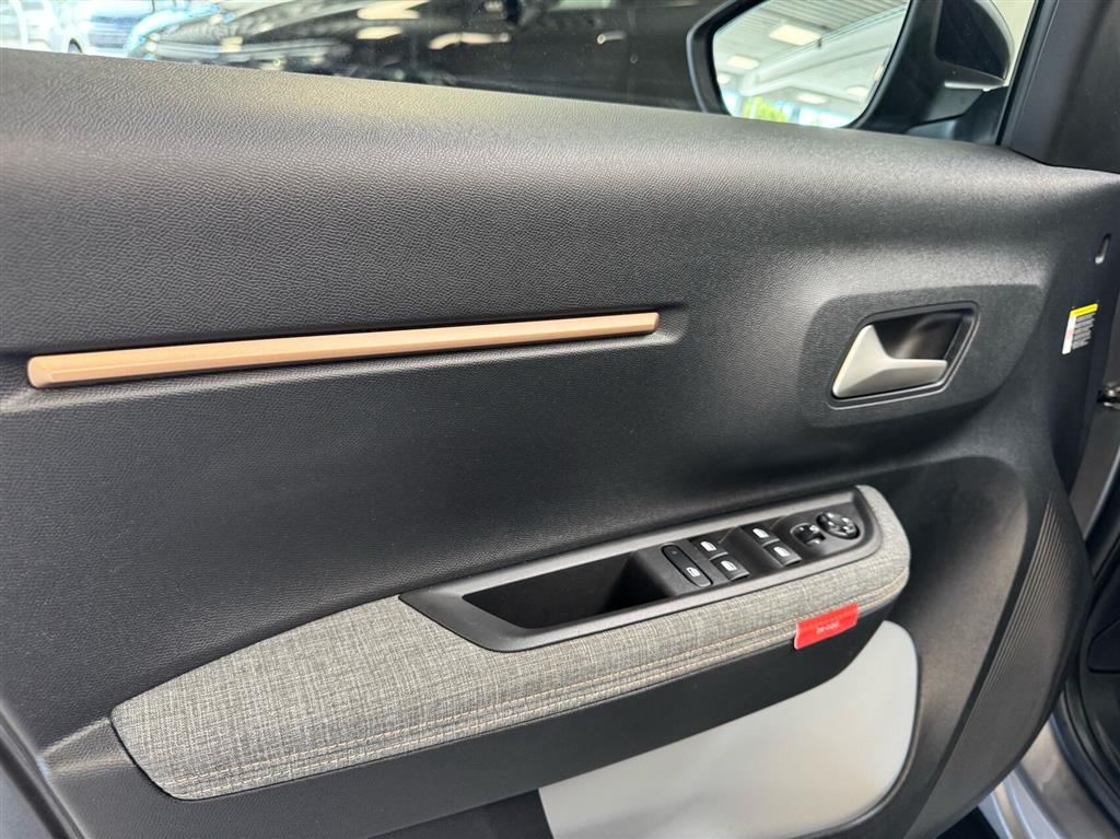 Citroën e-C3 Aircross EL Plus 113HK 5d Aut. - Image 13