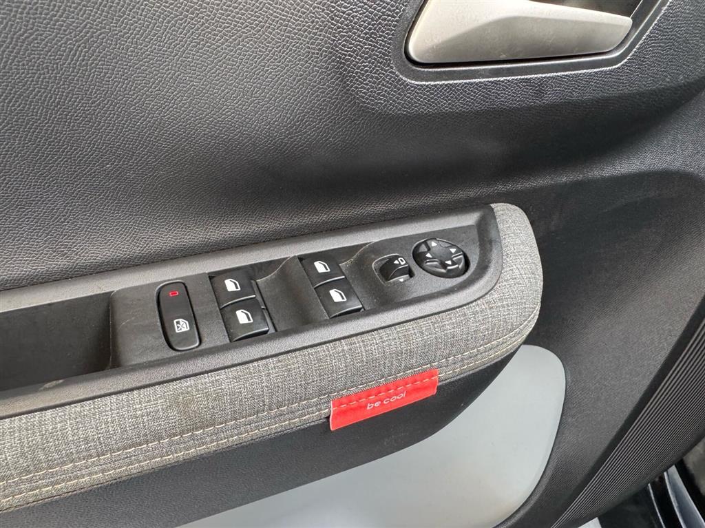 Citroën e-C3 Aircross EL Plus 113HK 5d Aut. - Image 11
