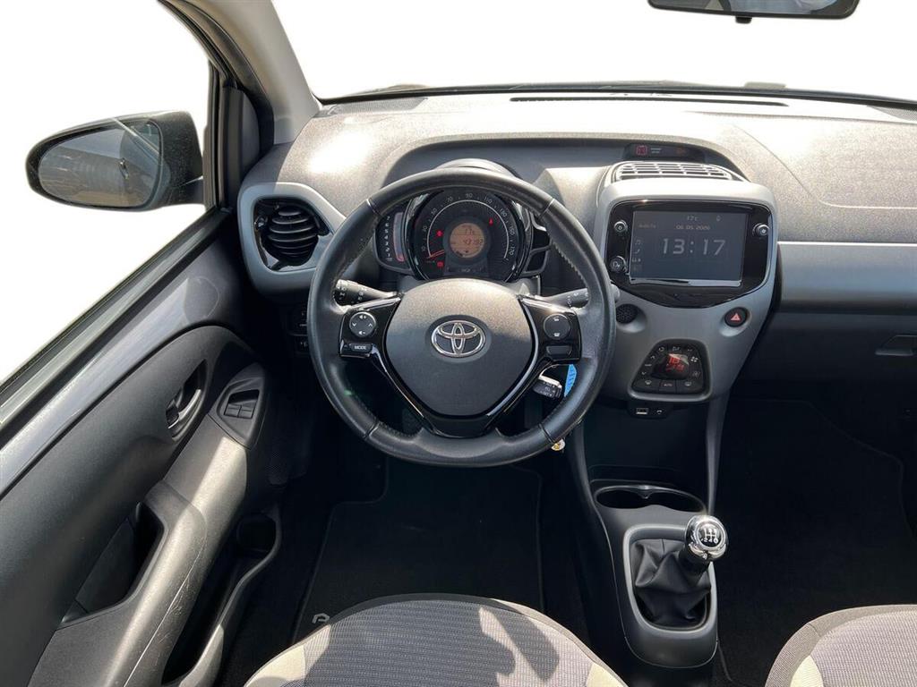 Toyota Aygo 1,0 VVT-I X-Press 72HK 5d - Image 17